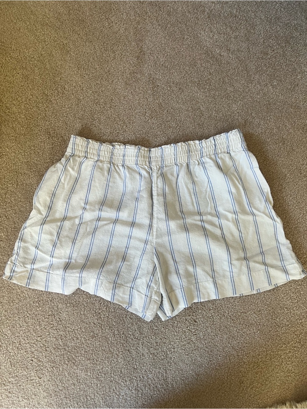 Linen stripe pull-on shorts